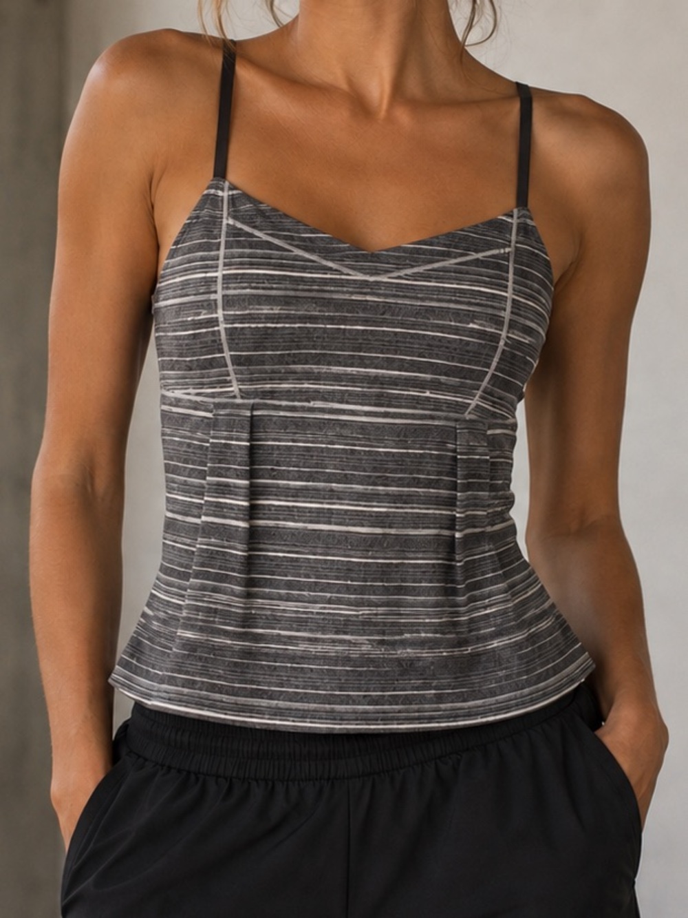 lululemon athletica Power Y Gray Black White Striped Shelf Bra Yoga Tank Pilates
